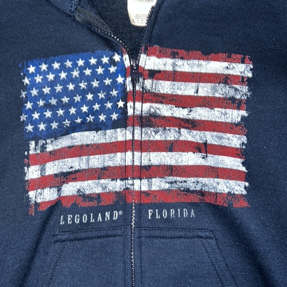 Legoland, Florida sweatshirt with American flag NWT sizes small and large - Picture 3 of 6